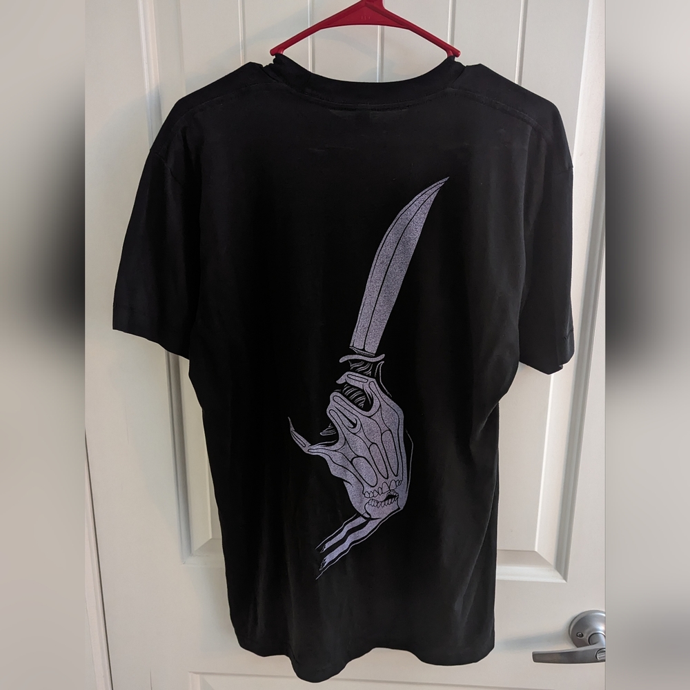 IH Squared Flower/Knife Shirt